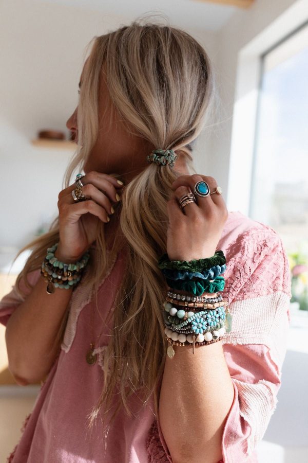 Velvet Crush Hair Scrunchies - Olive Online - Image 4