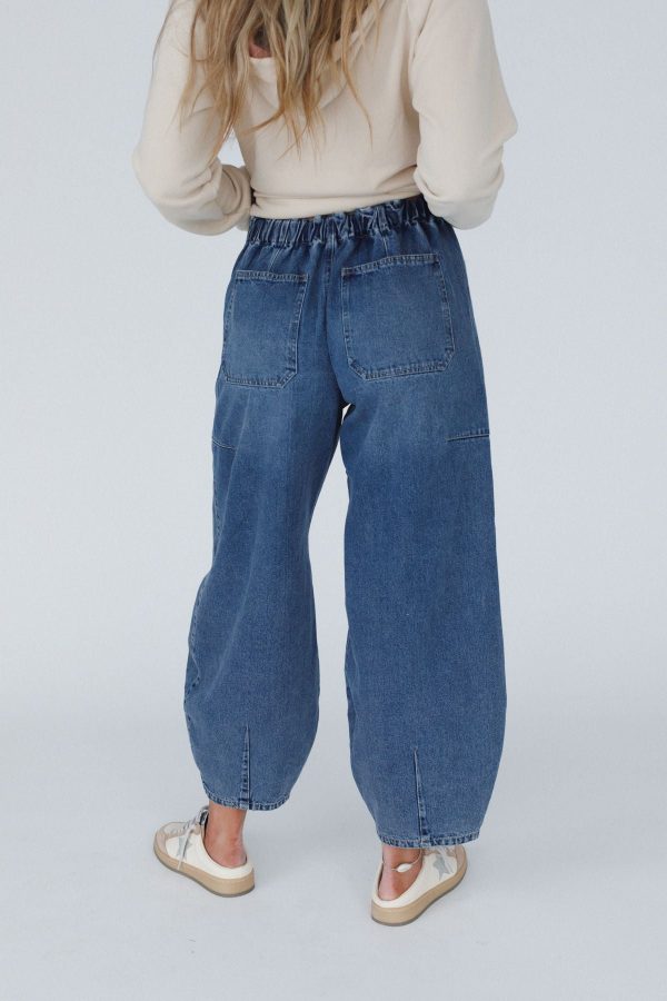 Above It All Barrel Jeans - Medium Wash For Discount - Image 5